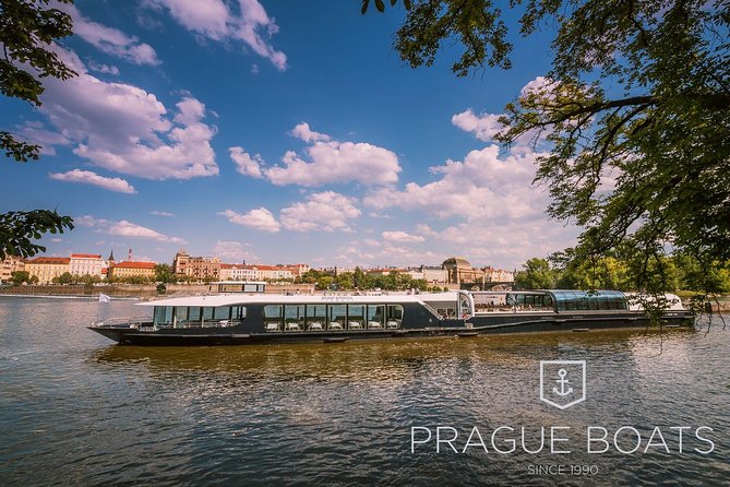 Prague Boats 2-hour Lunch Cruise - Buffet lunch with Czech and international choices