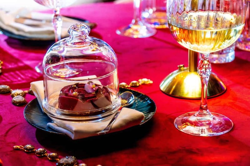 Prague: Cabaret Show at Medusa - Nightlife Prague - Booking flexibility and practical planning