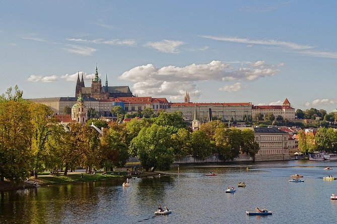 Prague Castle and Lobkowicz Palace entrance tickets - Ticket pickup is the biggest practical weakness
