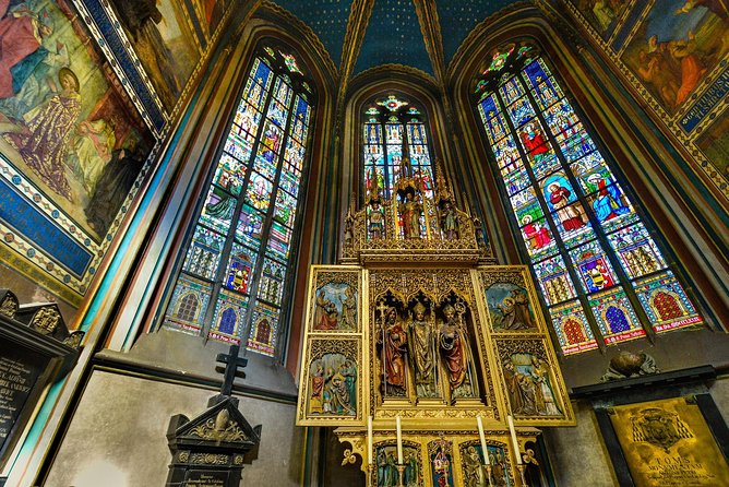 Prague Castle and Lobkowicz Palace entrance tickets - What the $39.65 price really buys