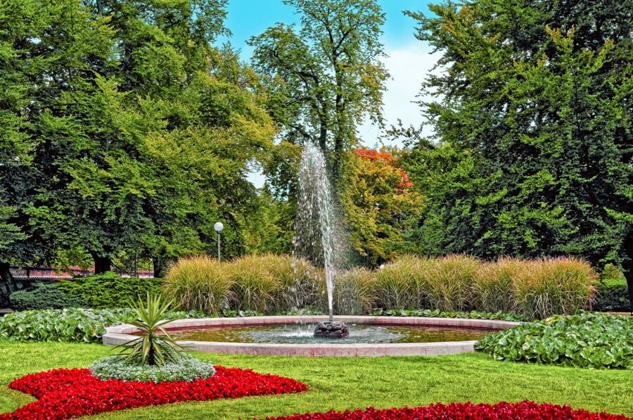 Prague Castle & Castle District: 2-Hour Guided Tour - Price, tickets, and overall value