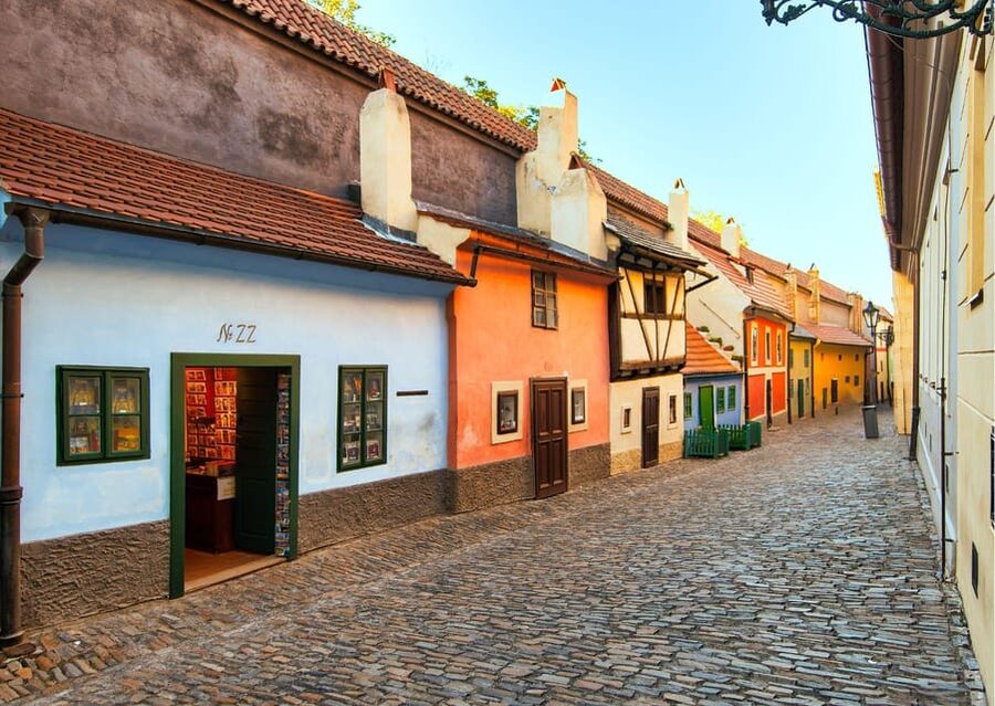 Prague: Castle Circuit Entry Tickets with Audio Guide - Why Prague Castle deserves more than a quick look