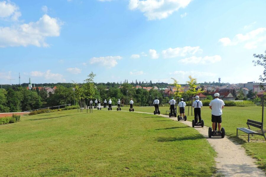 Prague: Castle District Segway Tour - Segway, E-Scooter, or Trike?