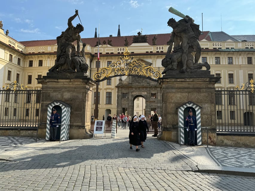 Prague Castle Interiors & Changing of the Guard-Small group - Useful planning details before you go