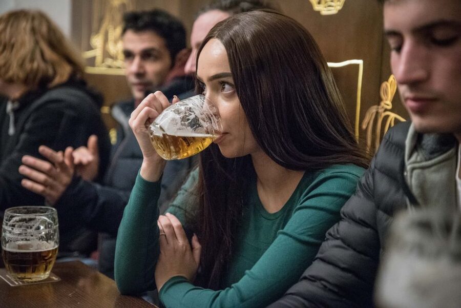 Prague: Castle Side Breweries & Pubs Guided Walking Tour - What the three-hour pace feels like