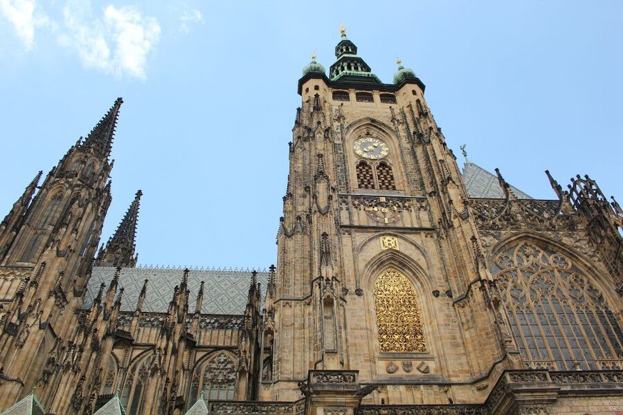 Prague Castle: Small-Group Tour with Visit to Interiors - Key points to know before you book