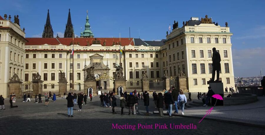 Prague Castle: Small-Group Tour with Visit to Interiors - St. Vitus Cathedral: allow 50 minutes