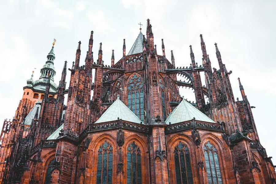 Prague Castle St. Vitus Cathedral, Royal Palace, St. George's Basilica - Key points at a glance
