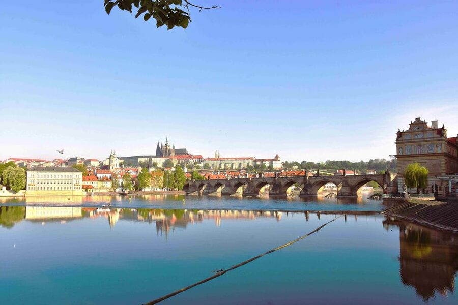 Prague: Charles Bridge Audio Guide with Tower Entry Ticket - How I would plan the visit