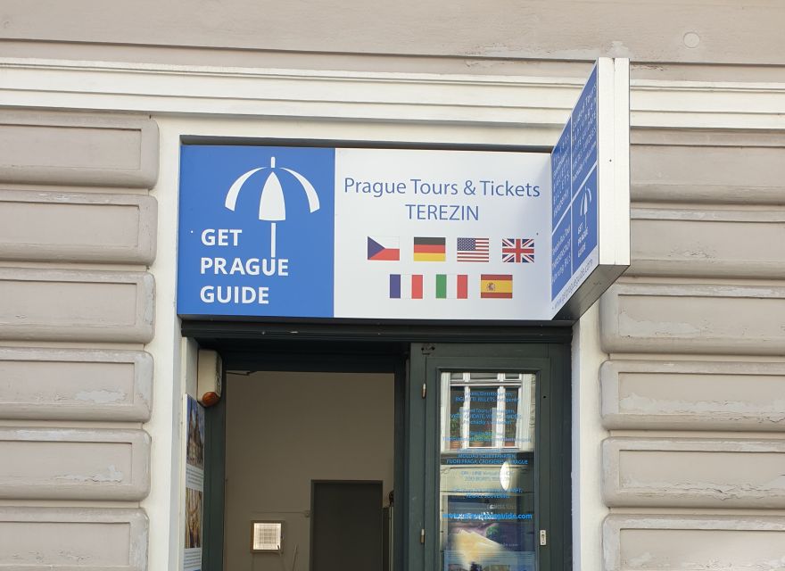 Prague: Charles Bridge Audio Guide with Tower Entry Ticket - Who will enjoy this Prague experience