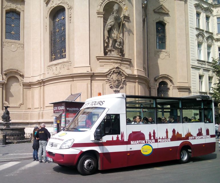 Prague City: 1-Hour Orientation Tour by Bus - Comfort, pace, and what you do not get