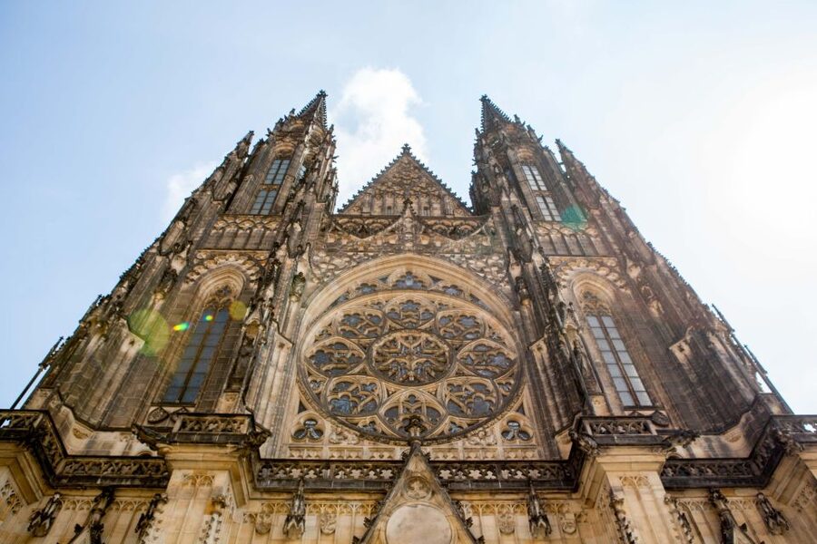 Prague City 3-Hour Tour with Changing of the Guard - Charles Bridge, Jirásek Bridge, and the Lesser Quarter