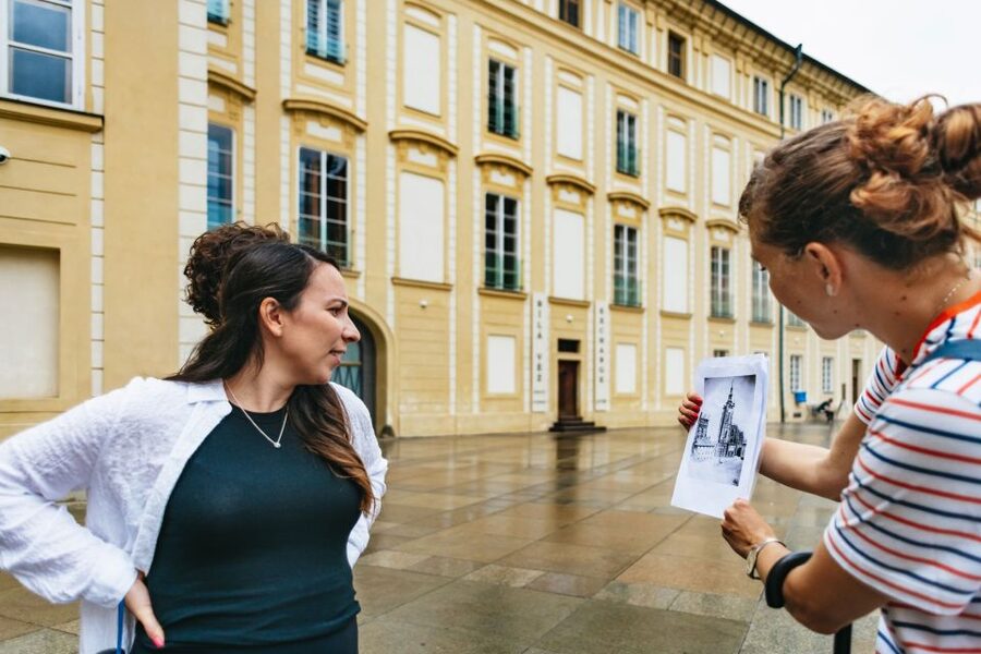 Prague: City Highlights By Bus, Boat, and on Foot - Why this tour makes sense on your first day