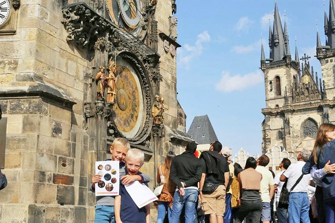 Prague City Highlights Private Tour for Kids and Families - Games, stories, and the difference between a child-friendly guide