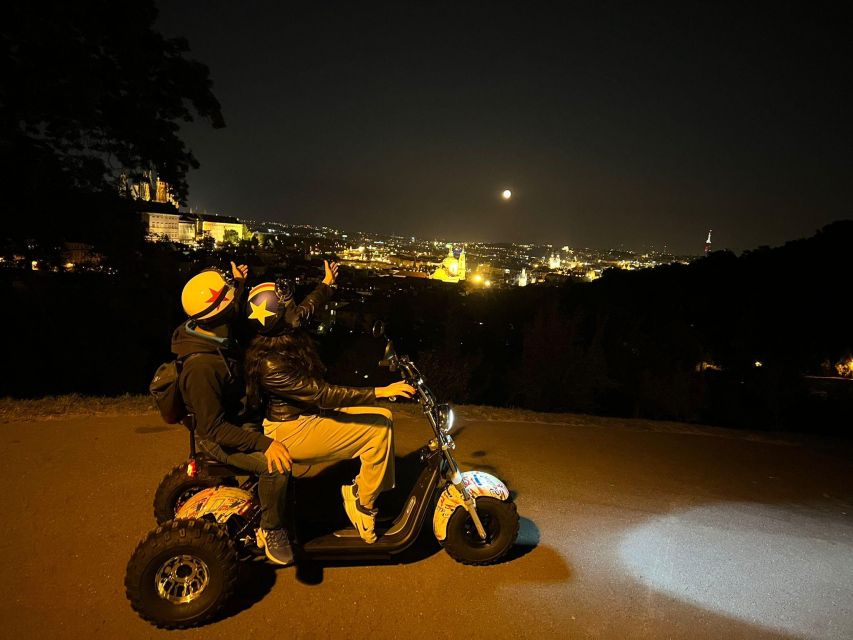 Prague City sightseeing in Night Trike Tour - Meeting at Štěpánská 55