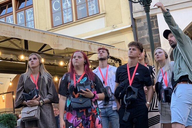 Prague City Tour with Virtual Reality - Finishing with Prague Castle and the Dancing House