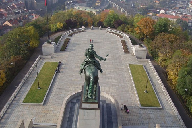 Prague Cold War Walking Tour - Vitkov Hill: Monument, Mausoleum, and a Serious Climb