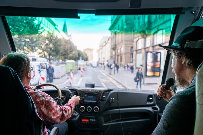 Prague Combo: Castle Guided Tour, Bus and Optional Boat - The Old Royal Palace and the story of Bohemian rulers