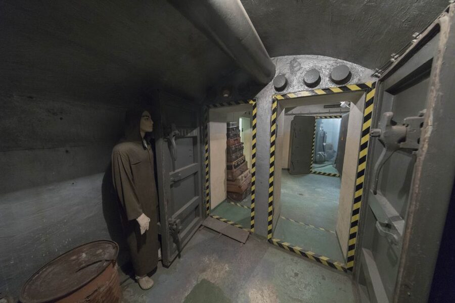 Prague: Communism History and Nuclear Bunker Guided Tour - Key points at a glance