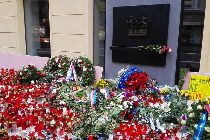 Prague Communism tour with visit of Communism museum - Starting at the Museum of Communism