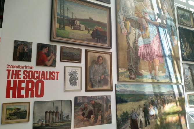 Prague Communism tour with visit of Communism museum - Timing, Walking, and Practical Comfort