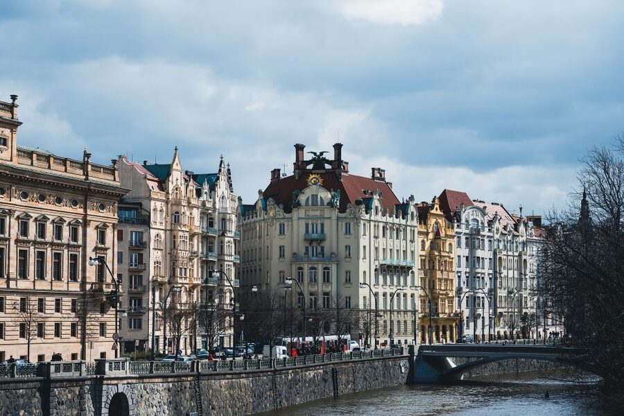 Prague Complete Tour in Spanish & Lunch, Tickets - Prague Castle, from royal seat to presidential residence