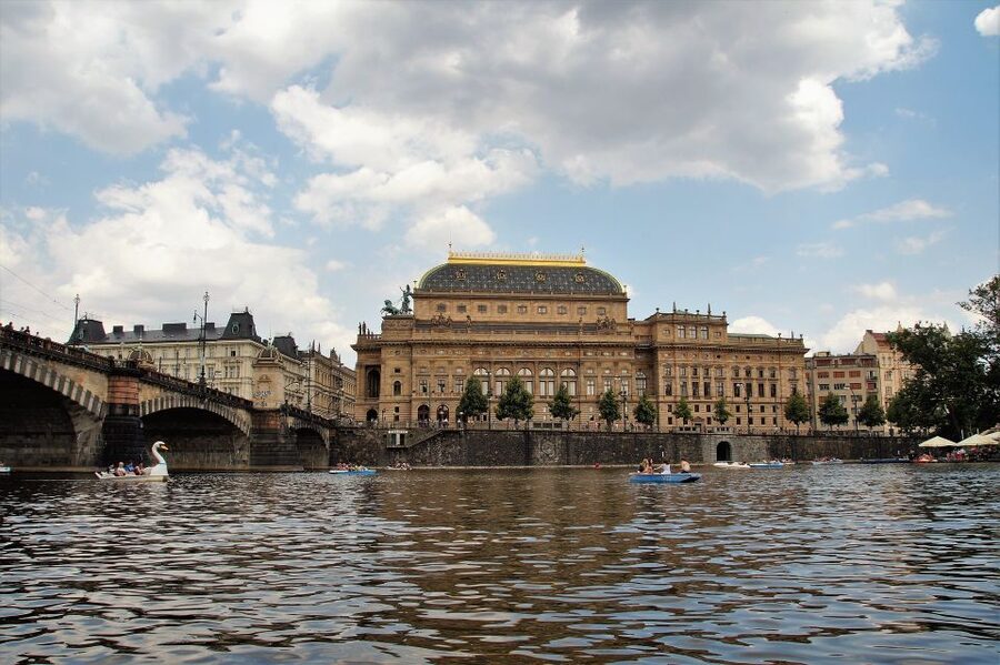 Prague Complete Tour in Spanish & Lunch, Tickets - Lesser Town and the churches below the castle