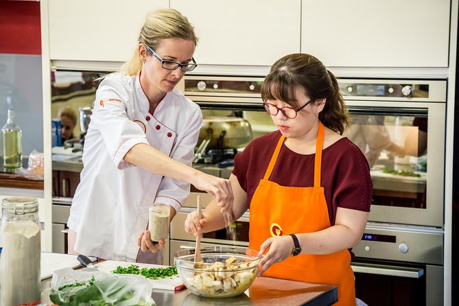 Prague Cooking Class Including Market Visit and 3-Course Lunch - Key Points At A Glance