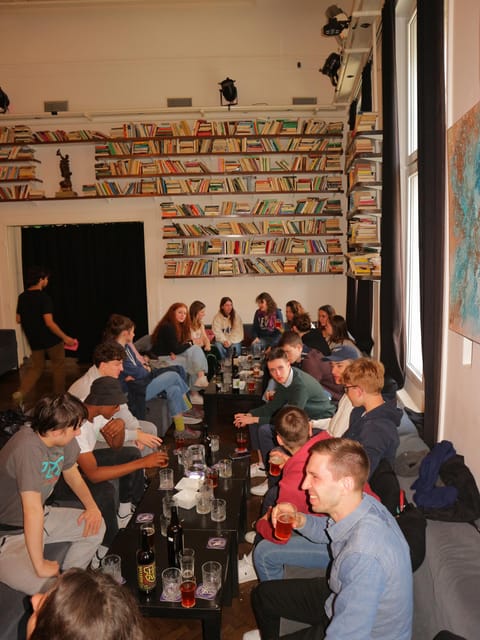 Prague: Craft Beer Tour 8 Czech Beers, Taproom & Beer Garden - What the guide adds to the drinking