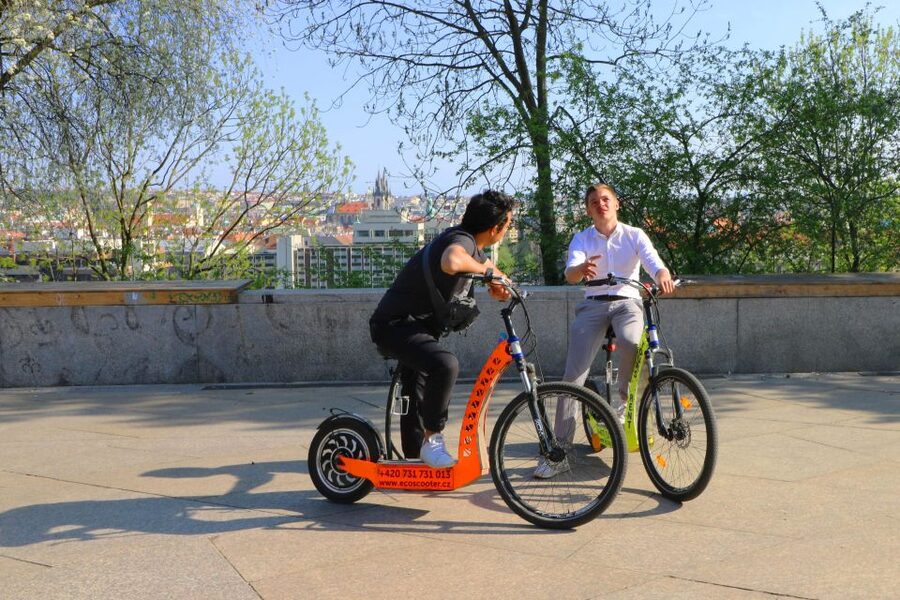 Prague: E-Bike/E-Scooter Viewpoint Tour - The Jewish Quarter and the return to Lesser Town