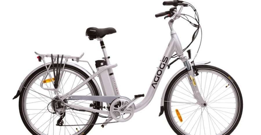 Prague Electric Bike Rental - Cobblestones, hills, and the practical side of riding
