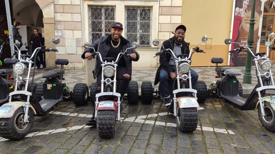 Prague: Electric Trike Viewpoints Tour - Charles Bridge without a long walking day
