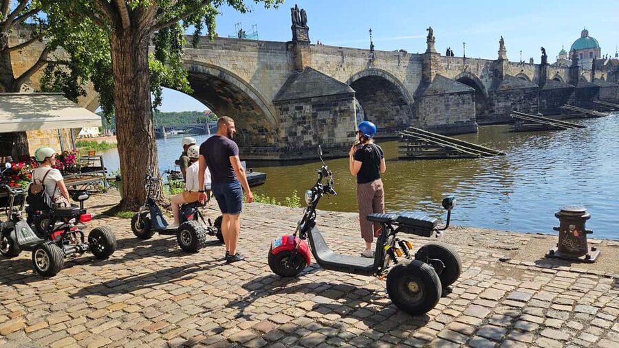 Prague: Electric Trike Viewpoints Tour - Letná Park and the Giant Metronome