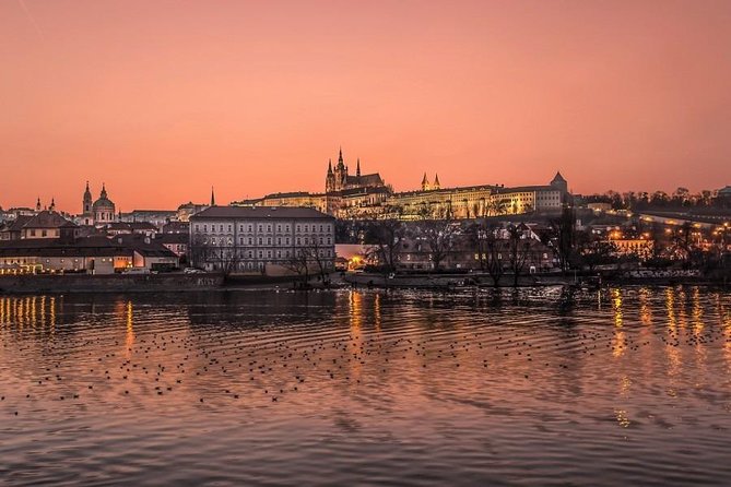 Prague Fairytale Tour: Old Town And Castle private tour - Lesser Town: Forty-Five Minutes Among Artists