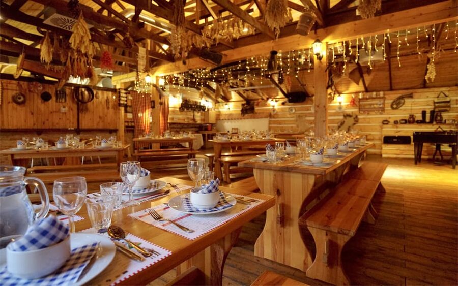 Prague: Folk Dancing Dinner Experience - Booking details that matter