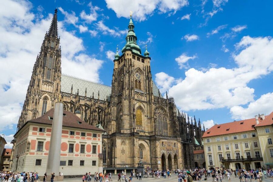 Prague: Full-Day Old Town, River Cruise & Prague Castle Tour - The Jewish Quarter and Prague’s difficult past