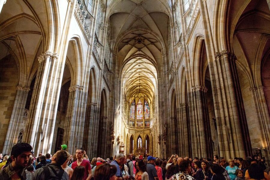 Prague: Full-Day Sightseeing Tour with Cruise and Lunch - Czech lunch in a traditional pub