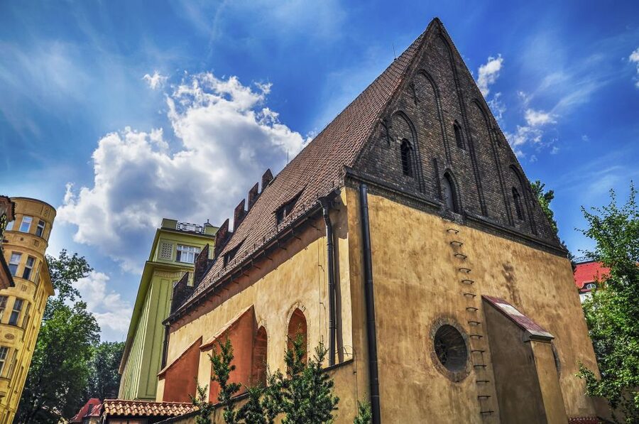 Prague: Full-Day Tour with Lunch and River Boat Cruise - Who Will Get the Most From This Prague Tour?