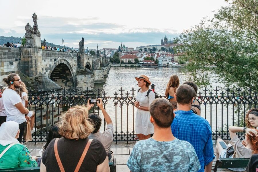 Prague: Ghost Walking Tour Where Legends Come To Life - What the live ghosts really add