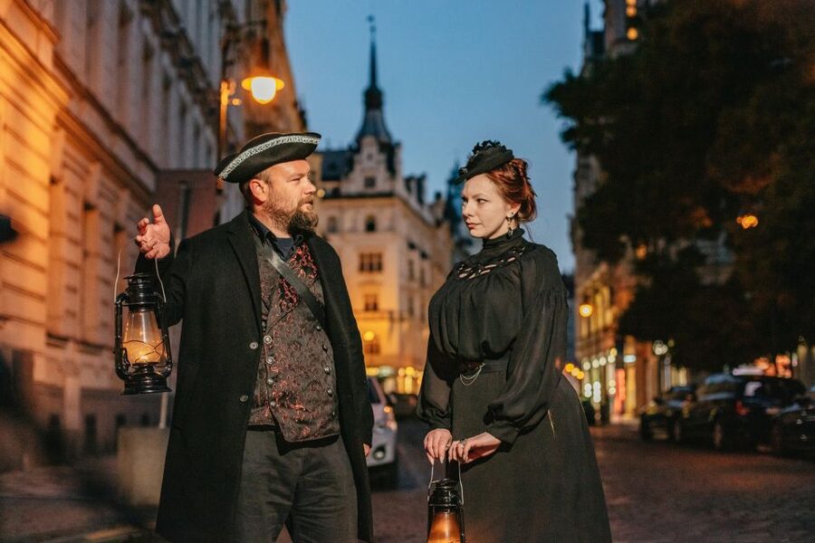 Prague: Ghosts and Legends Nighttime Guided Walking Tour - Why Prague works so well after dark