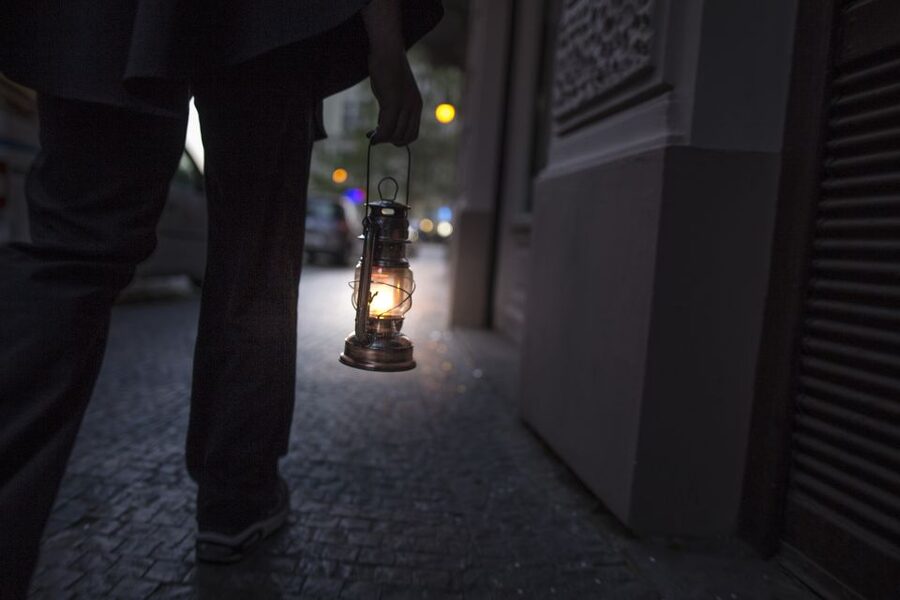 Prague: Ghosts and Legends of the Old Town Evening Tour - What the guides do best