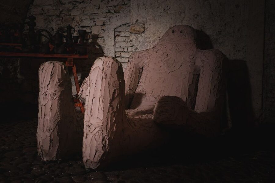 Prague: Ghosts, Legends, Medieval Underground & Dungeon Tour - How the guide shapes the whole experience
