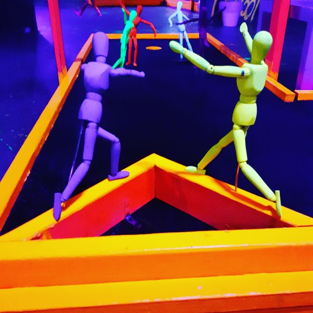 Prague: Glow Golf Mini Golf Game by UV Light - Playing All 18 Holes in the Dark