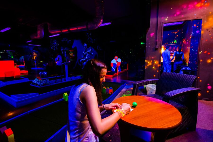 Prague: Glow Golf Mini Golf Game by UV Light - Drinks, Snacks, and the Value of the Ticket