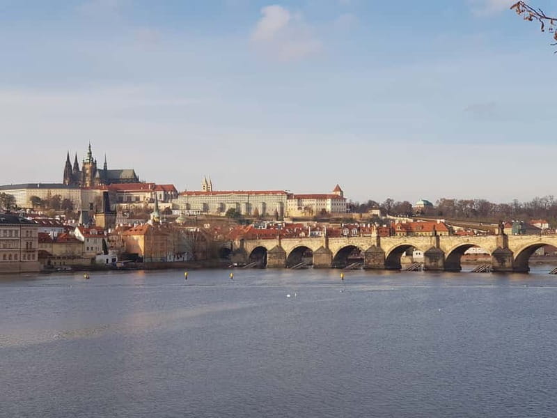 Prague Grand 2,5 hour + 2 hour exterior walking tour - Key details before you book