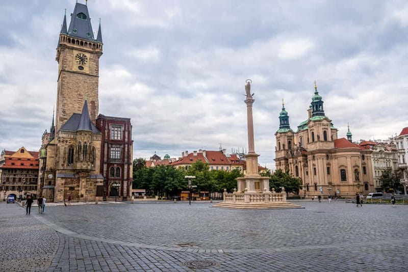 Prague Grand 2,5 hour + 2 hour exterior walking tour - Afternoon circuit: Prague Castle, Manes Bridge, and Jewish Town