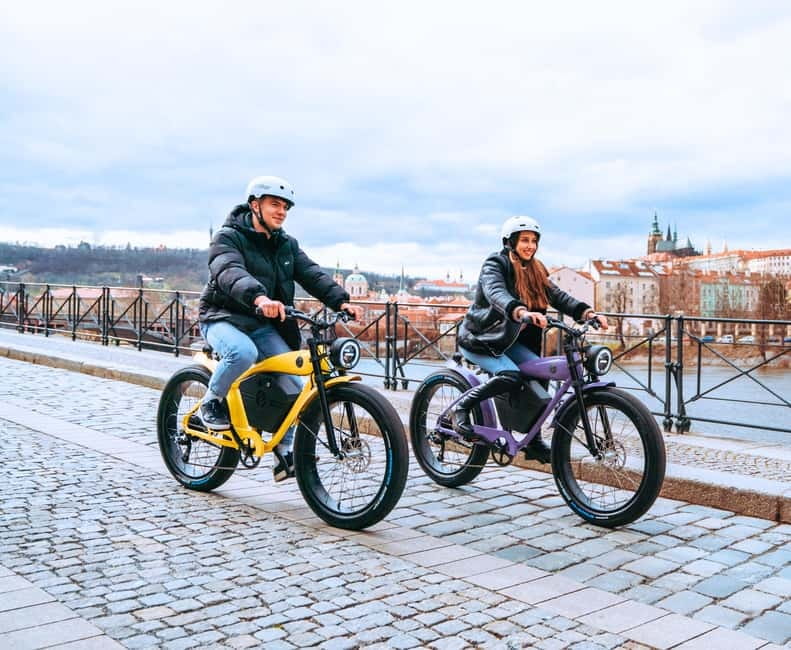 Prague: Grand City Tour on Fat e-Bike - The guides and the quality of the commentary
