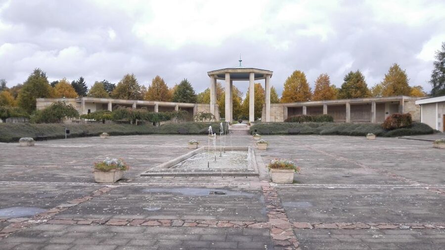 Prague: Guided Operation Anthropoid Tour with Lidice - The private vehicle and three-hour schedule