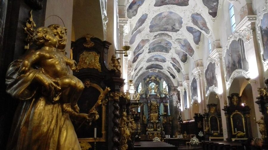 Prague Half-Day City Tour by Car - What the Private Car Adds