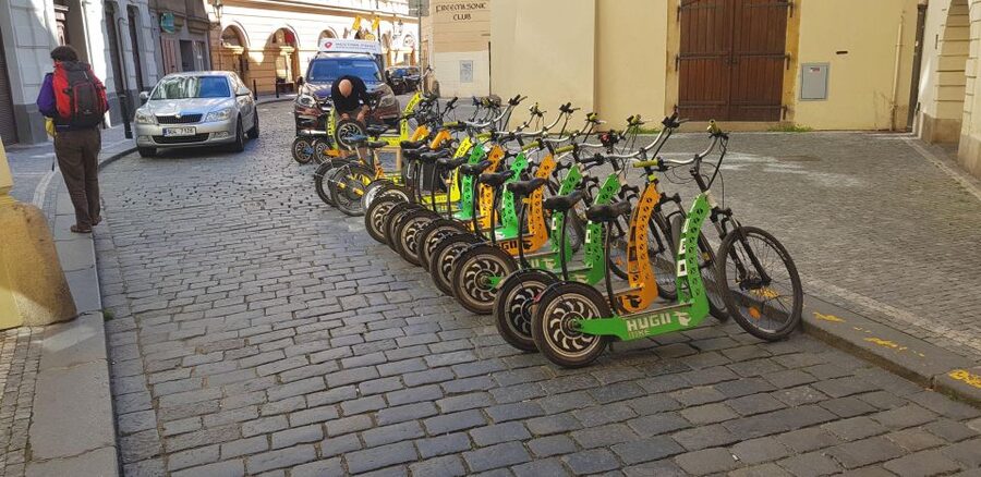 Prague: Highlights Tour on e-Scooter or eBike - Prague Castle and the Hradčany district